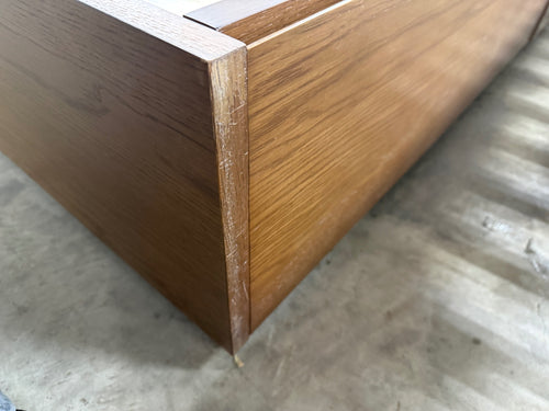 Leif Full Platform Storage Bed - Smoked Oak