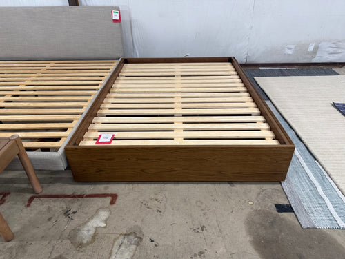 Leif Full Platform Storage Bed - Smoked Oak