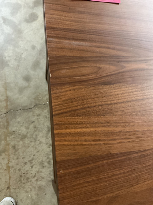 Krossa 58.5" Desk - Walnut