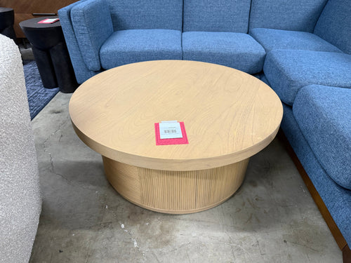 Avenla 36" Coffee Table - Natural