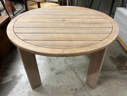 Daphne 47" Outdoor Dining Table - Light Eucalyptus