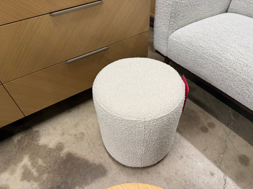 Cilo 16" Ottoman - Ivory Bouclé