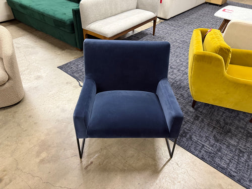 Regis 33" Velvet Lounge Chair - Cascadia Blue
