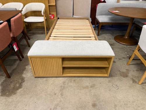 Kouva 47" Bench - Natural Oak And Santolina Gray