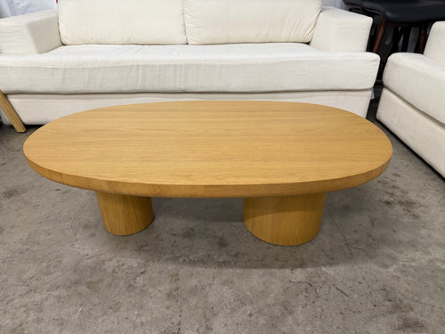 Baarlo 46" Coffee Table - Oak