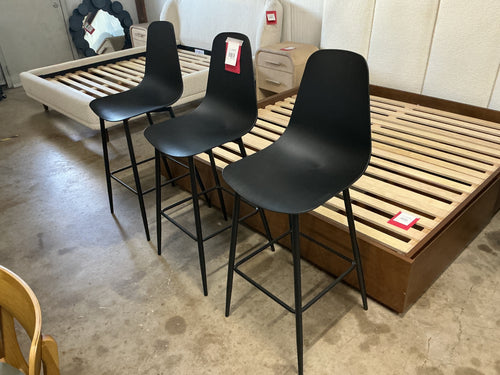 Set of 3 Svelti Bar Stools - Pure Black