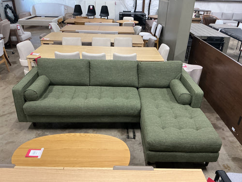 Sven 100" Tufted Right Sectional - Fir Green