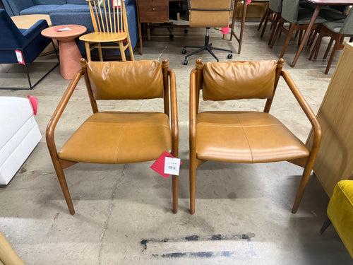 Pair of Lento 25" Leather Lounge Chairs - Teres Tan