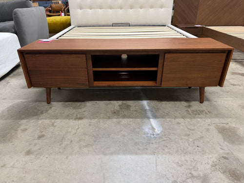 Seno 63" Low Media Unit - Walnut
