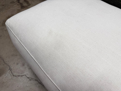 Abisko 45.5" Ottoman - Quartz White