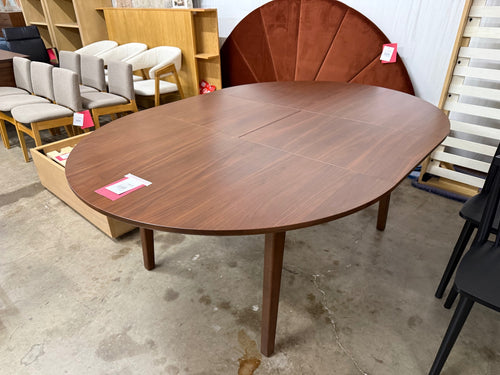 Plumas 55" - 74.75" Extendable Dining Table - Walnut