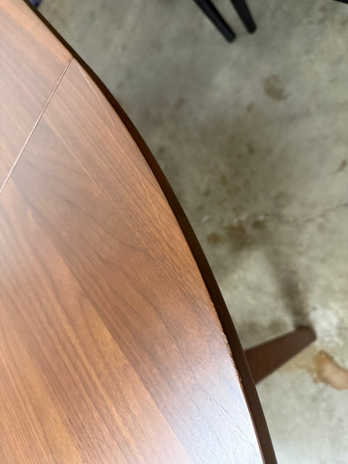 Plumas 55" - 74.75" Extendable Dining Table - Walnut