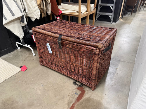 Bison Commerce Michael Wicker Storage Trunk - Brown