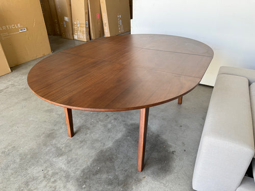 Plumas 55" - 74.75" Extendable Dining Table - Walnut