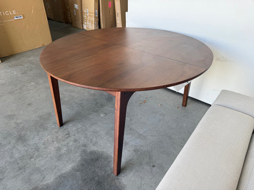 Plumas 55" - 74.75" Extendable Dining Table - Walnut