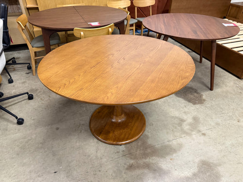 Hendrick 47.25" Dining Table - Smoked Oak