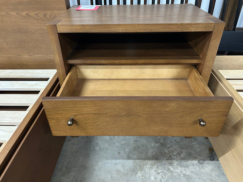 Cassie 2-Drawer Nightstand - Smoked Oak