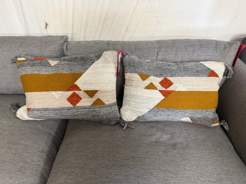Four Hands Jada Pillow Set