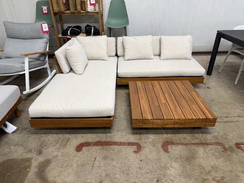 Lubek 82.5" Outdoor Low Left Sectional Set - Dravite Ivory