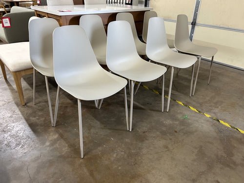 Set of 8 Svelti Dining Chairs - Sandstone Beige