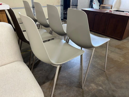 Set of 8 Svelti Dining Chairs - Sandstone Beige
