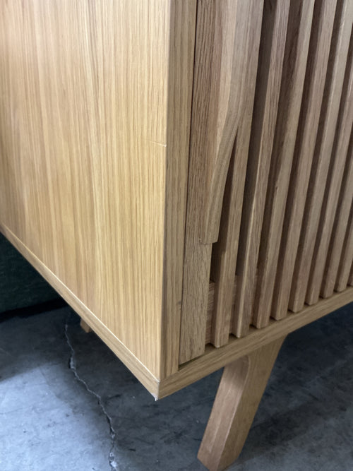 Jokuna 47.5" Media Unit - Oak