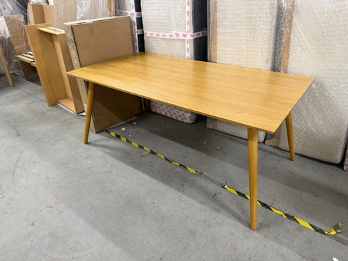 Seno 71" - 110" Extendable Dining Table - Oak