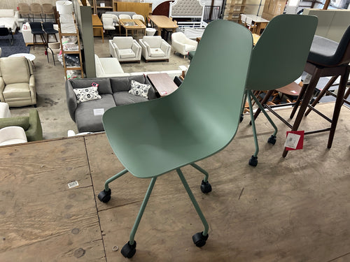 Svelti Office Chair - Aloe Green