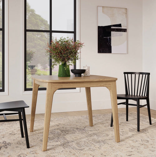 CLEARANCE Plumas 37.5" - 57.25" Extendable Dining Table - White Oak