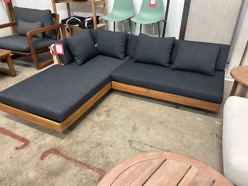 Lubek 82.5" Outdoor Low Left Sectional - Slate Gray