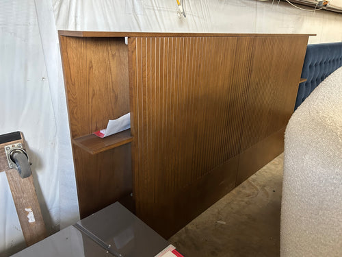 Kouva King Storage Headboard - Smoked Oak