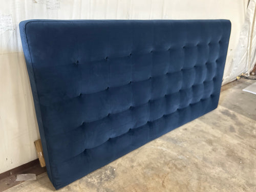 Sven King Tufted Velvet Headboard - Plush Cascadia Blue