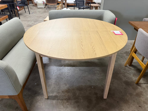 Plumas 55" - 74.75" Extendable Dining Table - White Oak