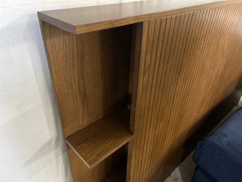 Kouva Queen Storage Headboard - Smoked Oak