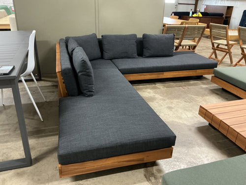 Lubek 100.5" Outdoor Low Corner Sectional - Slate Gray
