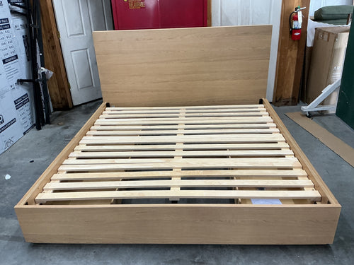 Leif King Storage Bed - White Oak