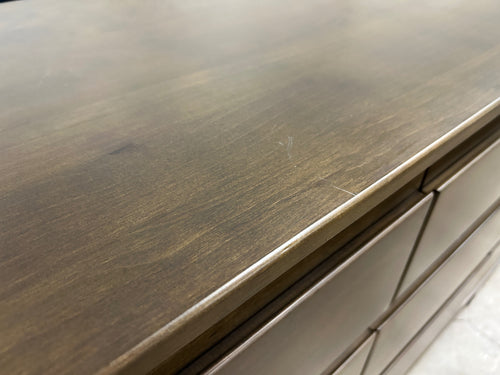 Babyletto Yuzu 9-Drawer Dresser- Walnut