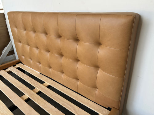 Sven Queen Tufted Leather Bed - Charme Tan