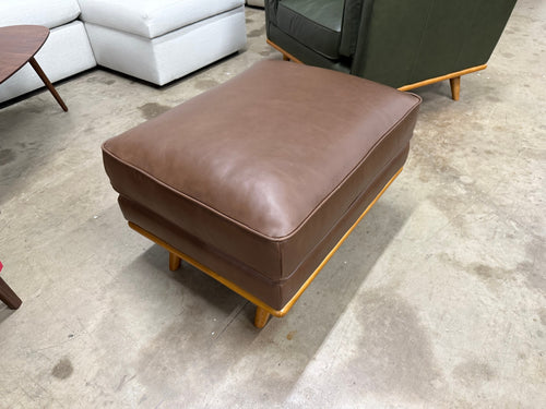 Timber 31" Leather Ottoman - Charme Chocolat