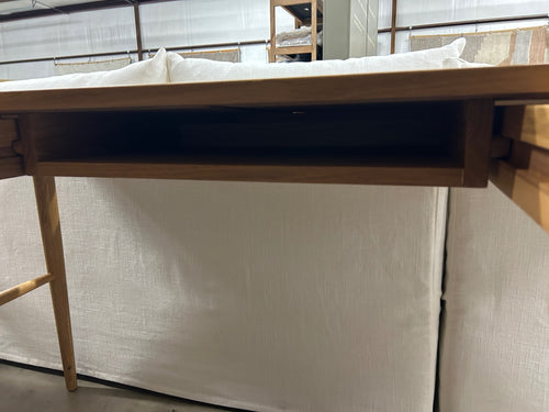 Culla 55" Desk - Oak