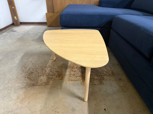 Amoeba 29.5" Coffee Table - White Oak