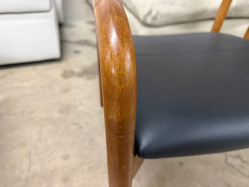 Pair of Lento 25" Leather Lounge Chairs - Black