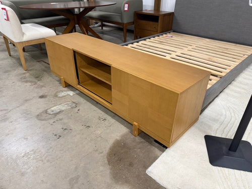 Ayra 70" Media Unit - Natural Oak