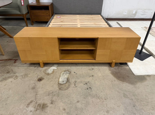 Ayra 70" Media Unit - Natural Oak