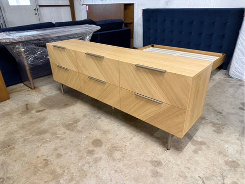 Nera 6-Drawer Low Triple Dresser - Oak