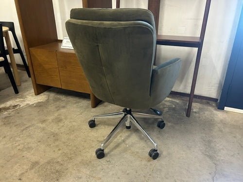 Bea Velvet Executive Office Chair - Hale Oakmoss