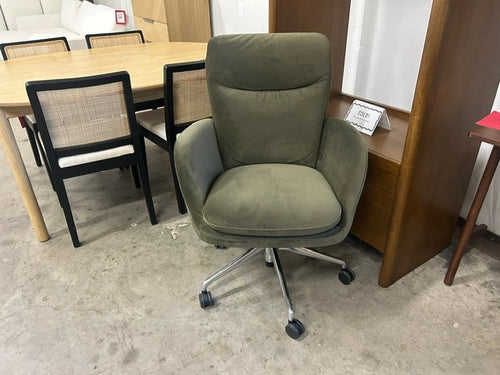 Bea Velvet Executive Office Chair - Hale Oakmoss