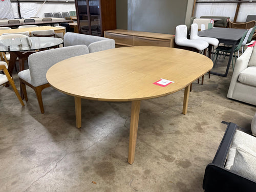 Plumas 55" - 74.75" Extendable Dining Table - White Oak
