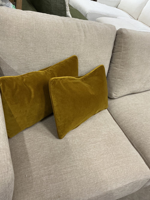 Lucca Velvet Pillow - Plush Yarrow Gold