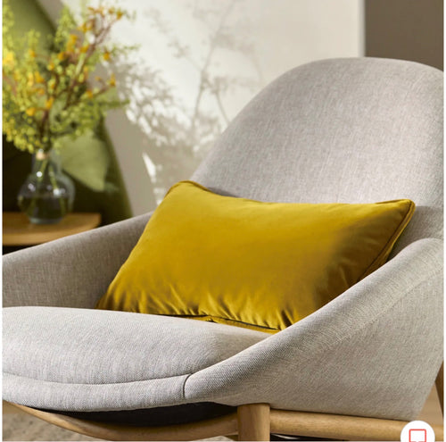 Lucca Velvet Pillow - Plush Yarrow Gold
